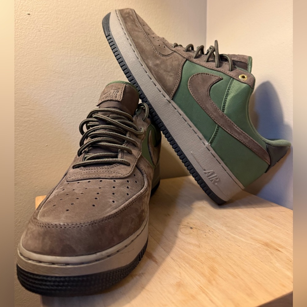 Men’s Nike Air Force 1 Low – Brown Suede & Olive Green – Size 13